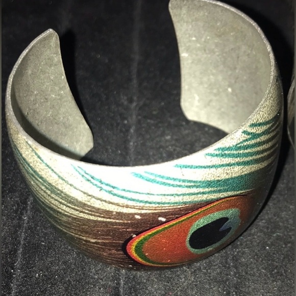 Peacock Feather Cuff Bangle and Earrings - Picture 4 of 13